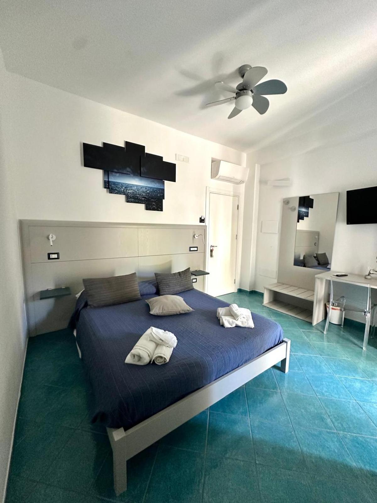 Belvedere Hotel-B&B ปาลีนูโร ภายนอก รูปภาพ