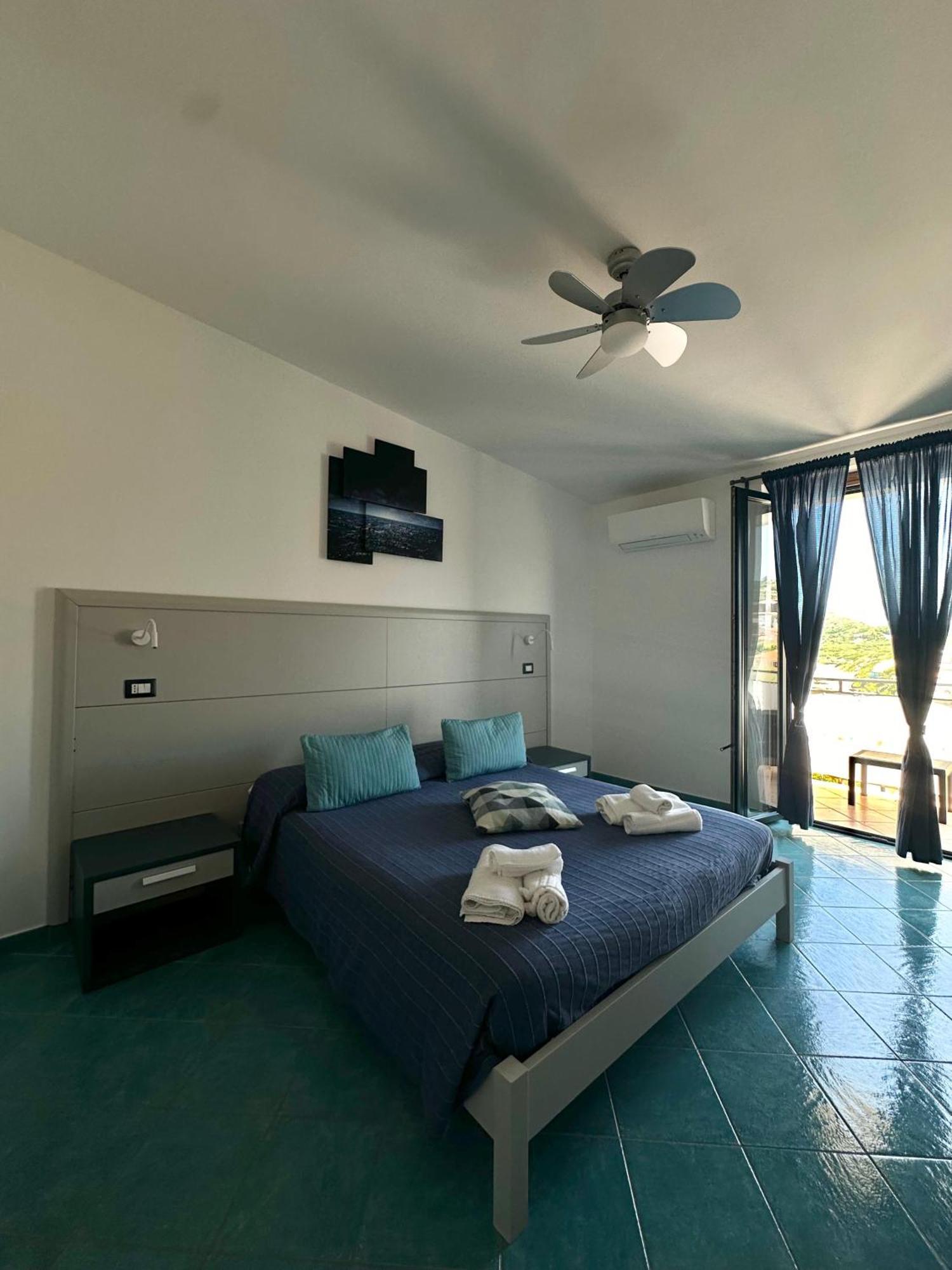 Belvedere Hotel-B&B ปาลีนูโร ภายนอก รูปภาพ