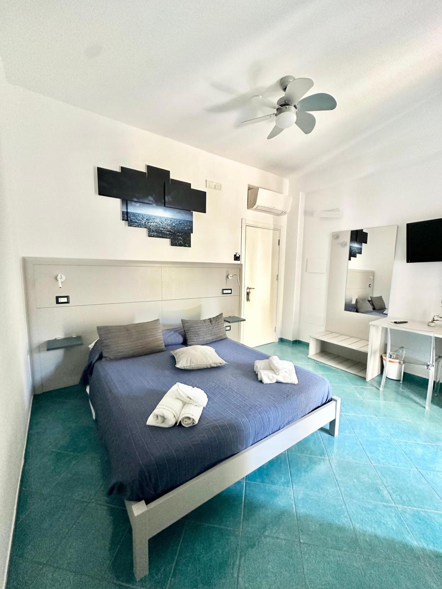 Belvedere Hotel-B&B ปาลีนูโร ภายนอก รูปภาพ