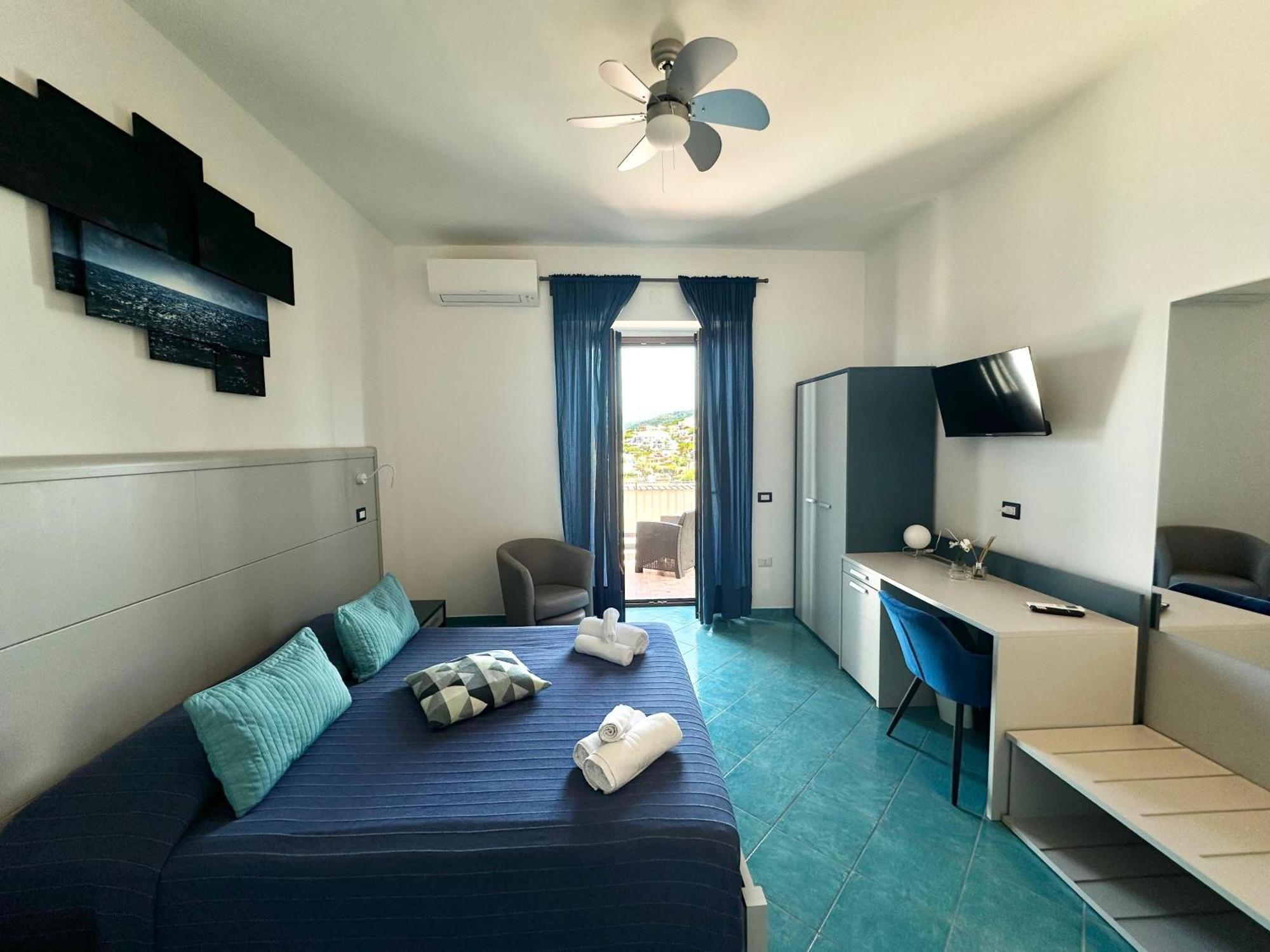Belvedere Hotel-B&B ปาลีนูโร ภายนอก รูปภาพ