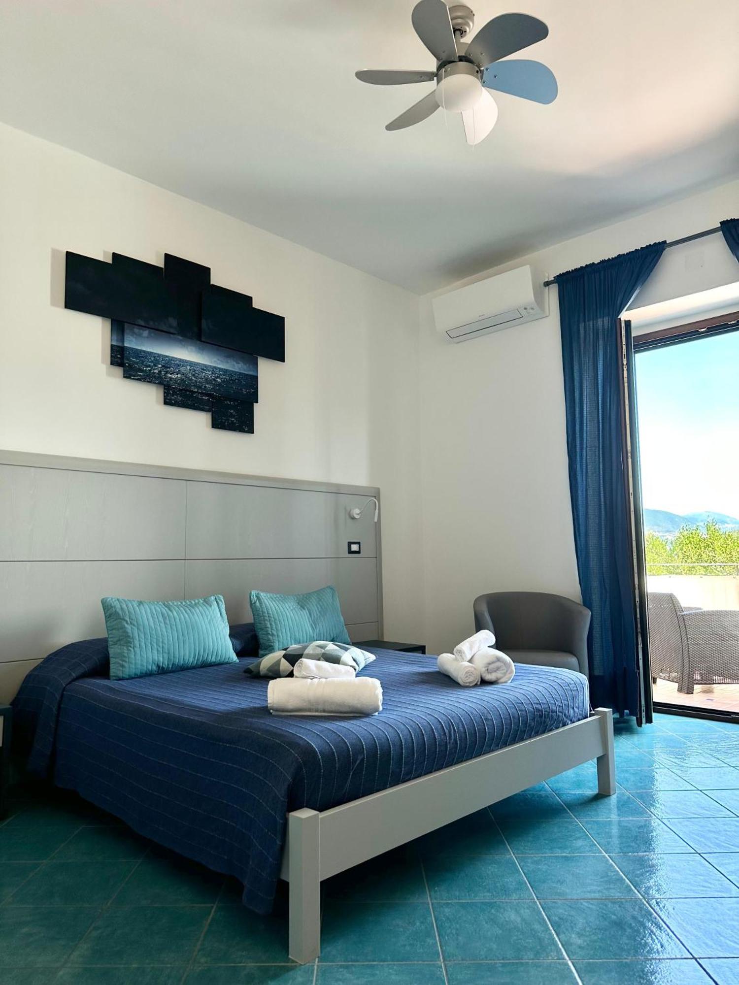 Belvedere Hotel-B&B ปาลีนูโร ภายนอก รูปภาพ