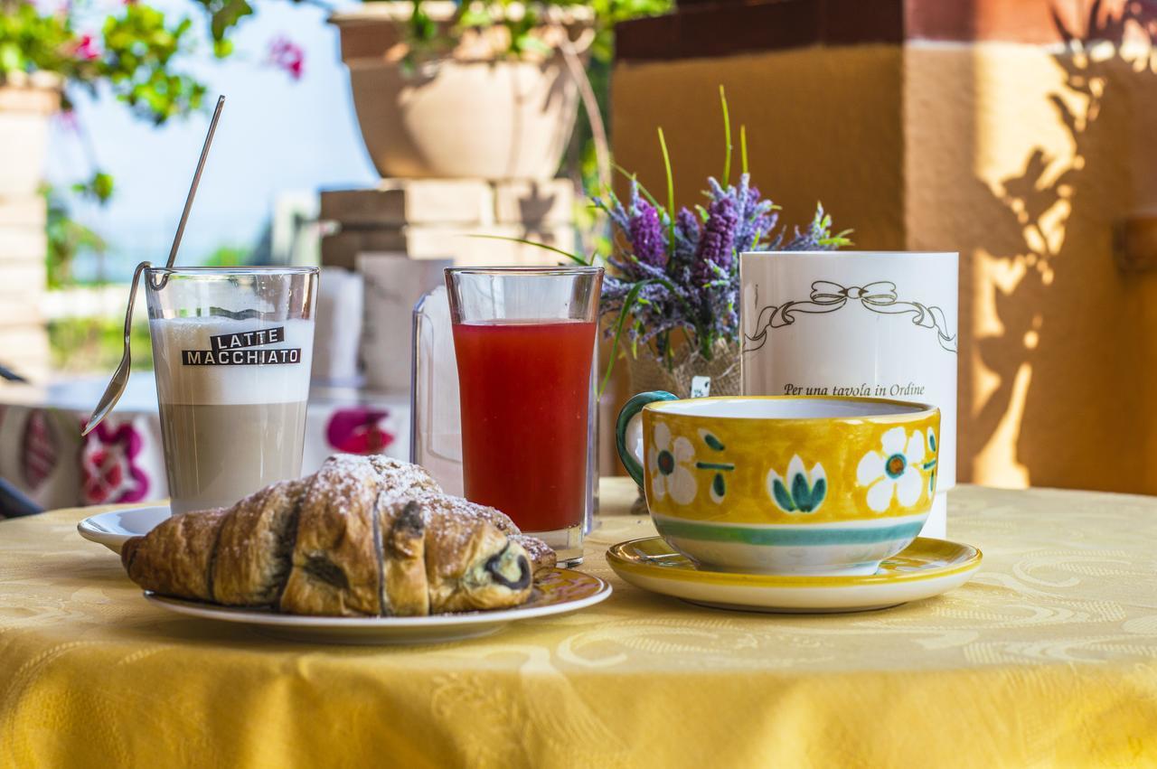 Belvedere Hotel-B&B ปาลีนูโร ภายนอก รูปภาพ